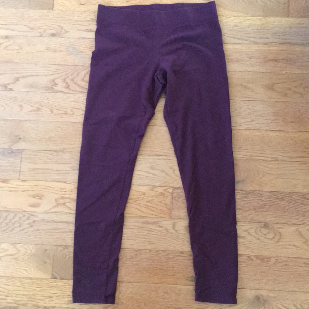 Burgundy leggings